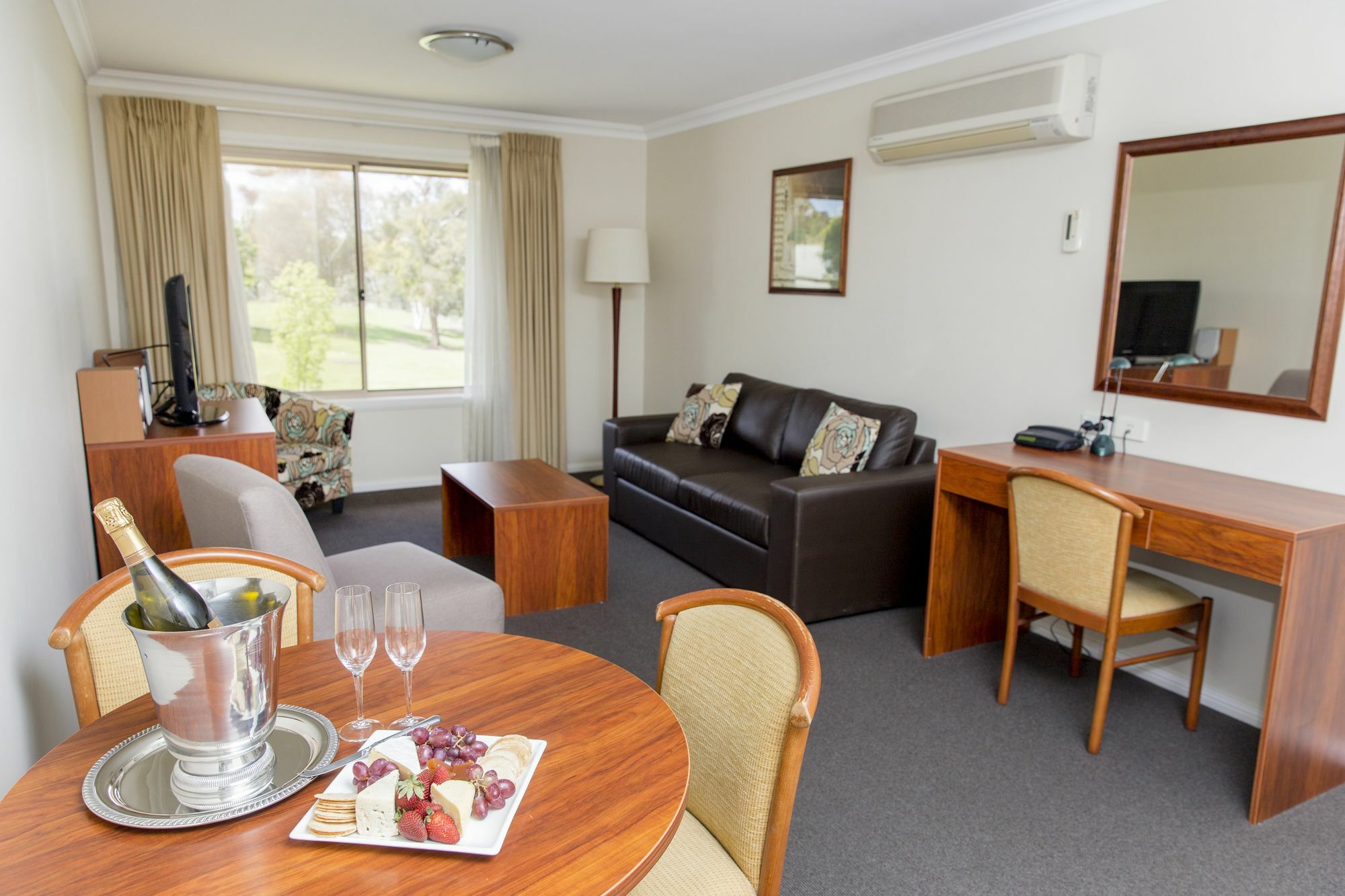 Charlotte Apartments Bathurst Exterior foto